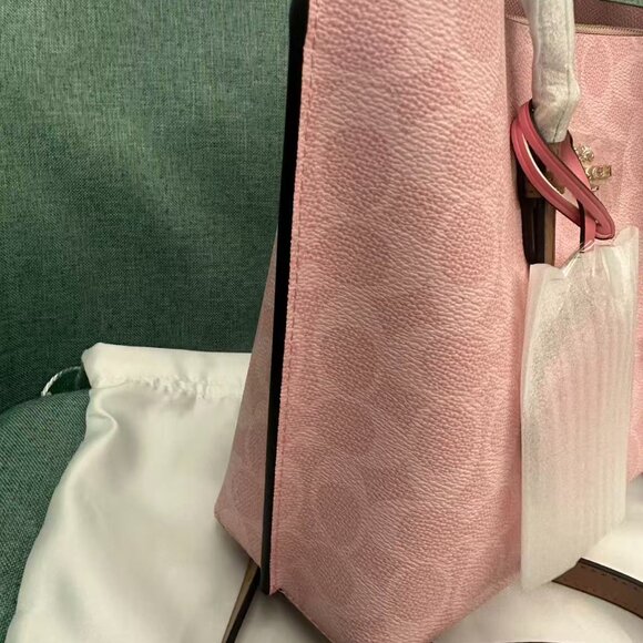 NWT Coach Mollie Tote Bag 25 In Signature Powder Pink CER24 - Picture 4 of 8